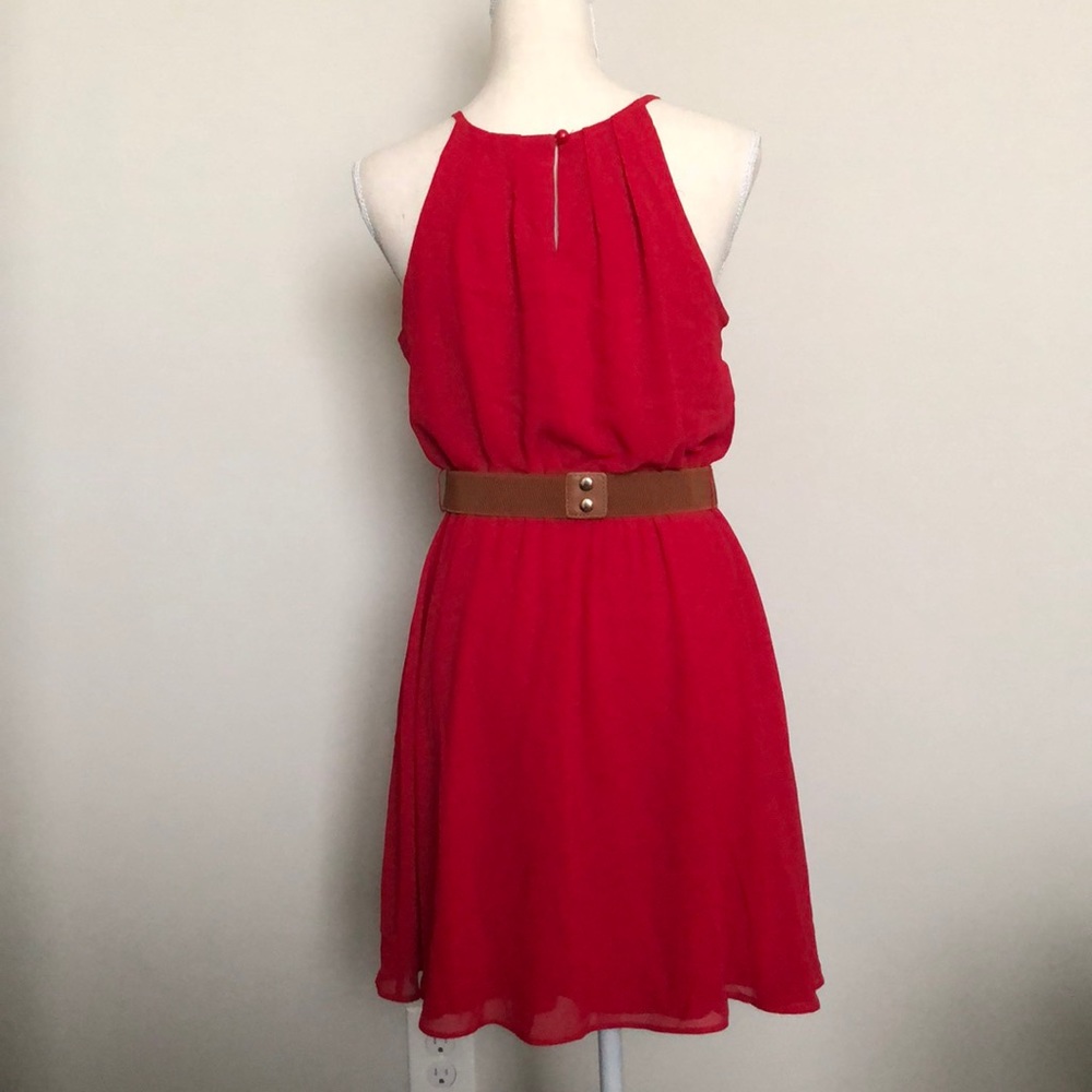 Red dress - Picture 4 of 4